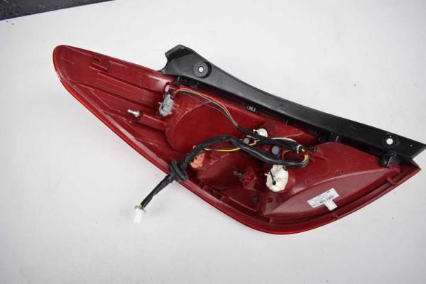 FEU ARRIERE DROIT HYUNDAI - Vue 2